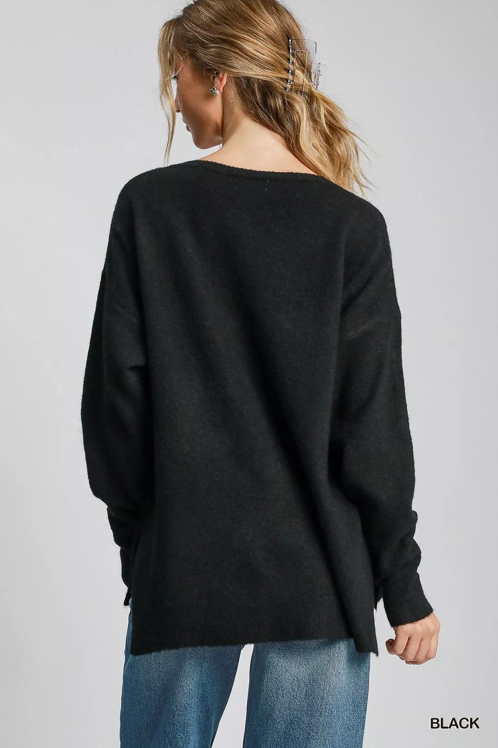Umgee Womens Sweater Black Wool Blended Basic V Neck Oversized Pullover 4dbb3e1d-1569-4d6b-914e-22593be0321e-Max-Origin Trendsi