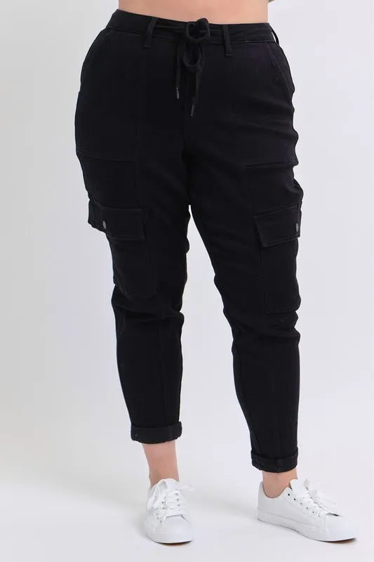 Judy Blue Cargo Cuffed Jogger Black High Waist Trousers 4f50b589-8f25-490c-af68-4bde127f1e84-Max-Origin Trendsi
