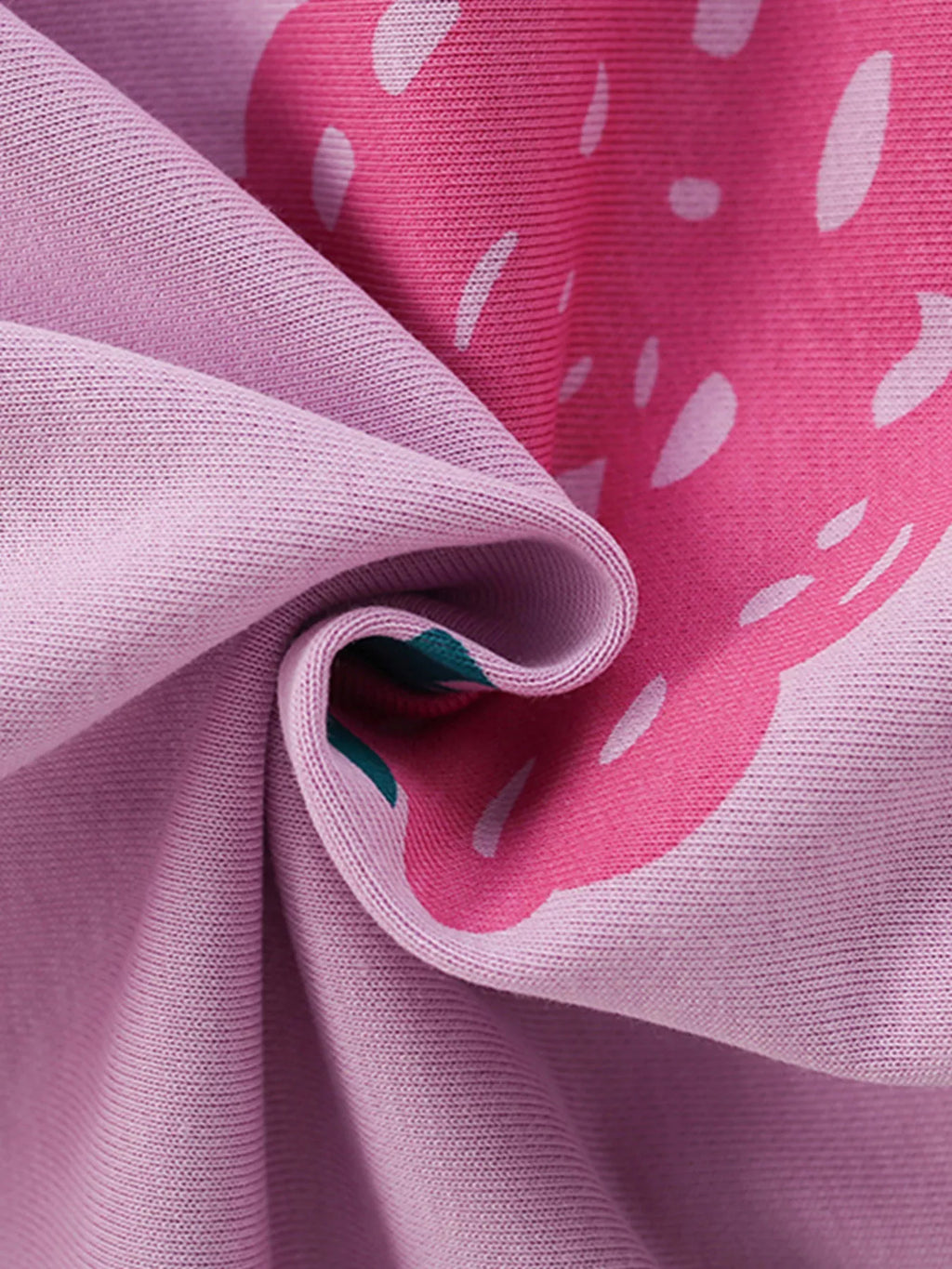 Children's Strawberry Print Crew Neck Casual Sweatshirt 4f76c6cf9d904d76bd8eefb3a5d19383-Max-Origin Trendsi