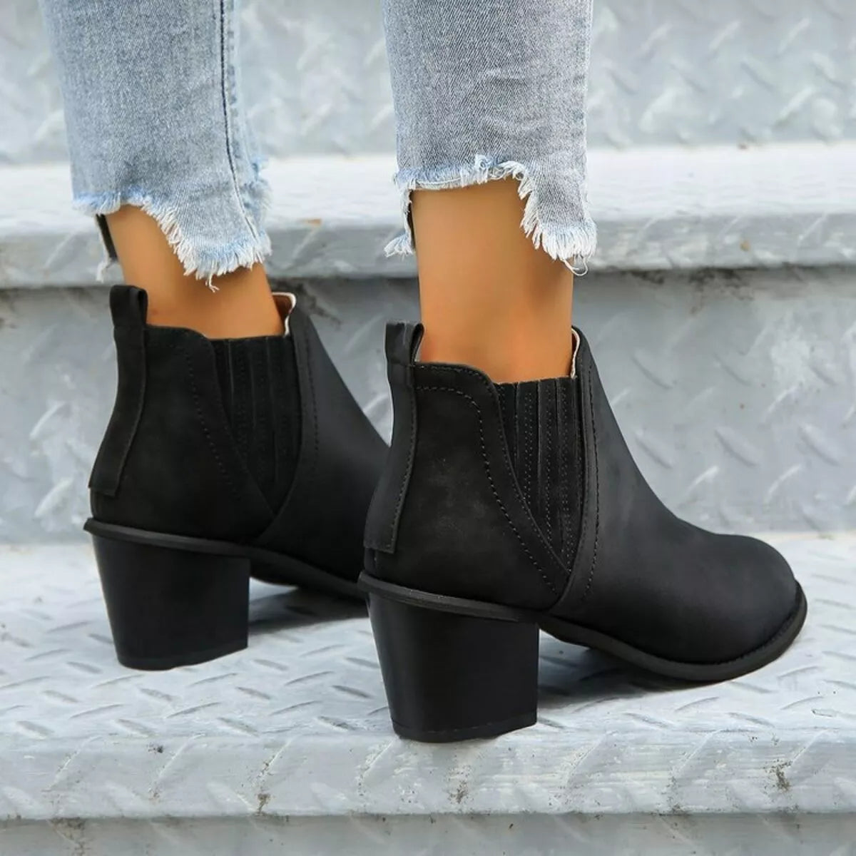 Women's Ankle Boots Pu Leather Point Toe Block Mid Heels Shoes 4f94baf8d1834cf8b885e5bf8fc57e16-Max-Origin Trendsi