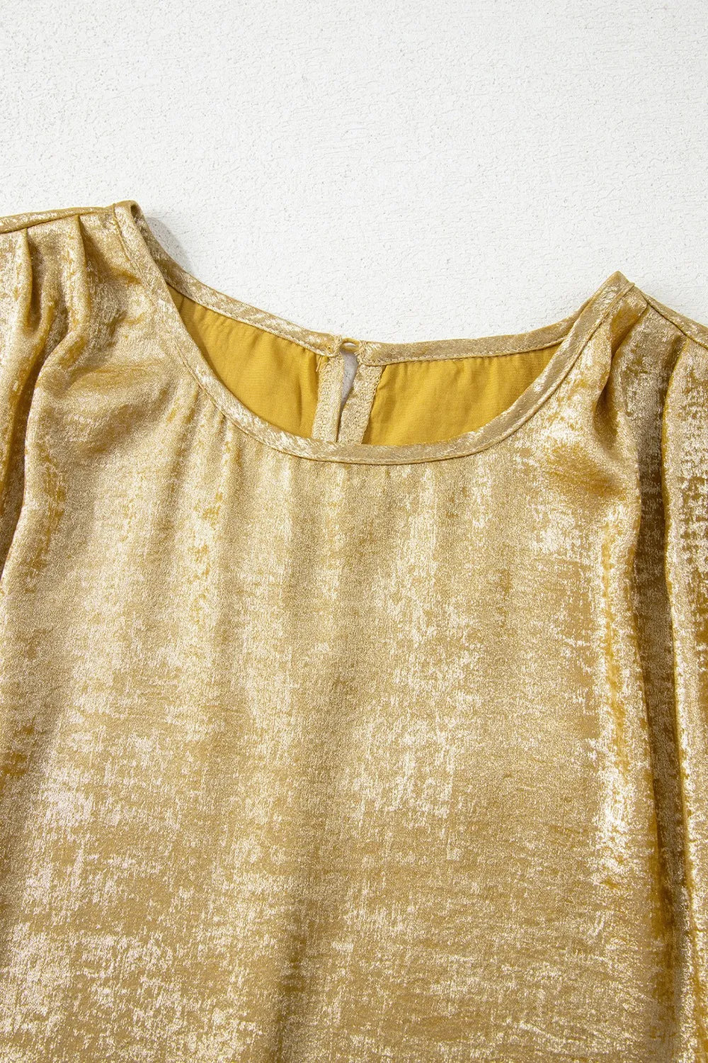 Women's Blouse Metallic Gold Short Sleeve Casual Top 500a58cc-92c6-443a-9961-159ff4bcf731-Max-Origin Trendsi