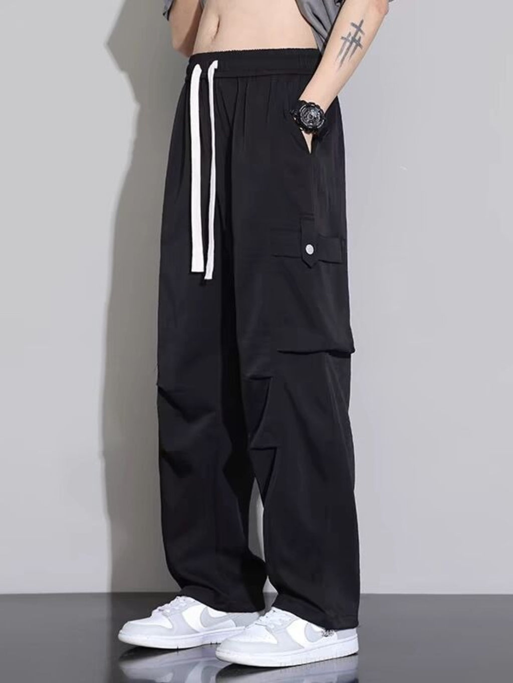 5065fe966a454fdf9968d3863559f0e2-Max