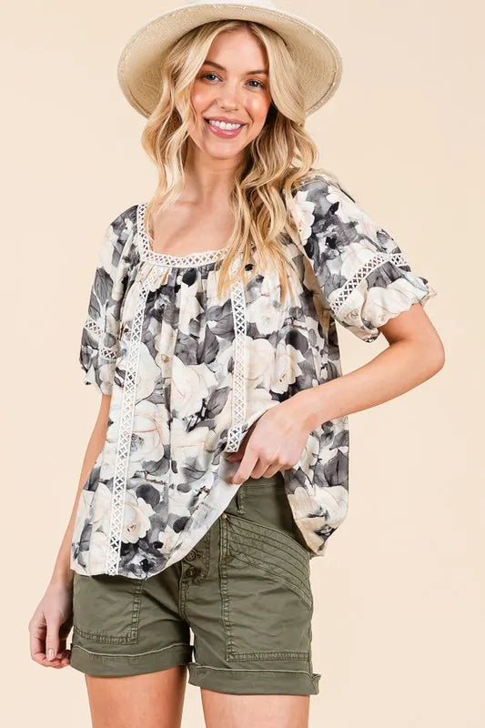 Lime 'N' Chili Floral Print Lace Trim Puff Sleeve Blouse