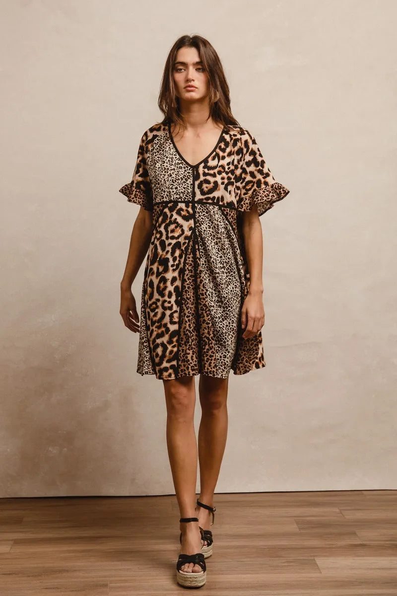 BiBi Leopard Dress Mix and Match Prints Short Sleeves Oversized V Neck 517d78ce8e7e4d3dbb5cb3796bbee3c9-Max-Origin Trendsi
