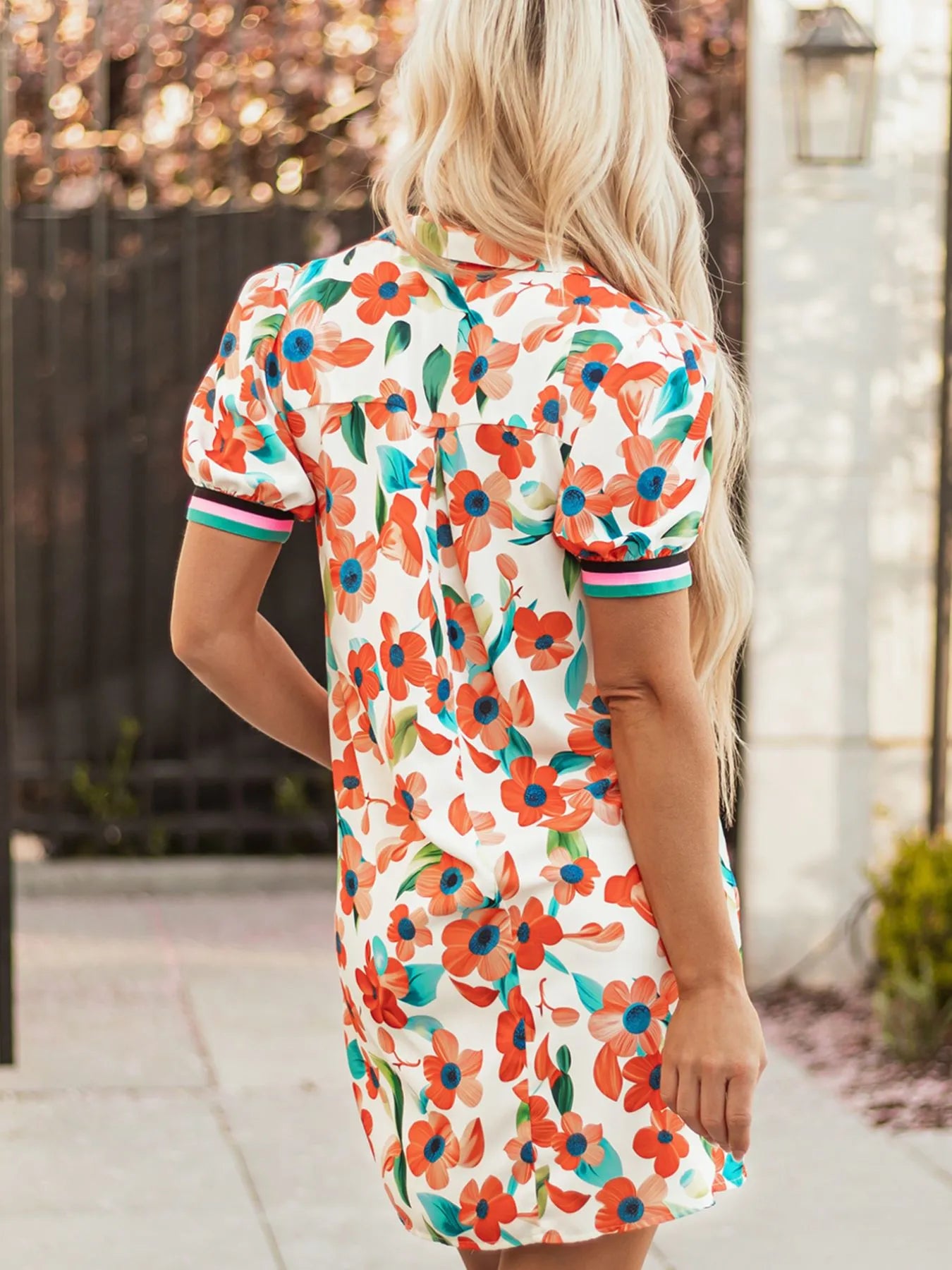 Mini Floral Dress Contrast Trim Split Neck Puff Short Sleeve Tiered 51e23b40-93eb-4ca4-8b1a-4f23bf6cc122-Max-Origin Trendsi