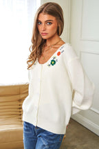Davi & Dani White Cardigan Flower Embroidered Button Up Long Sleeve Knitwear 51e6d011-1287-4ba9-b107-07825a9f516c-Max Trendsi