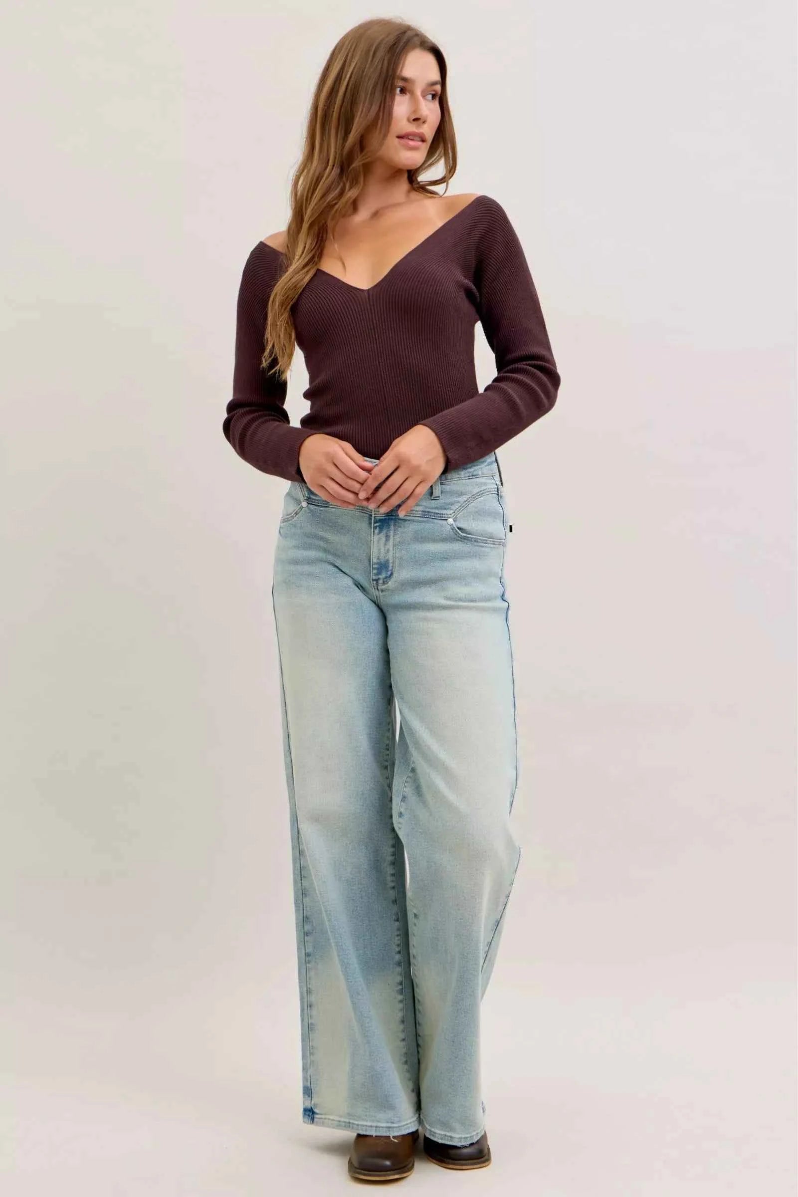 Judy Blue Straight Jeans High Waist Column Medium Wash Denim Pants 52aabc26-1572-4bd8-851c-78371b1f22eb-Max-Origin Trendsi