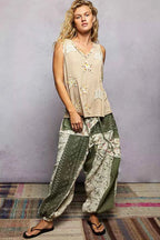 POL Washed Ribbed V-Neck Tank with Floral Print Star Patch