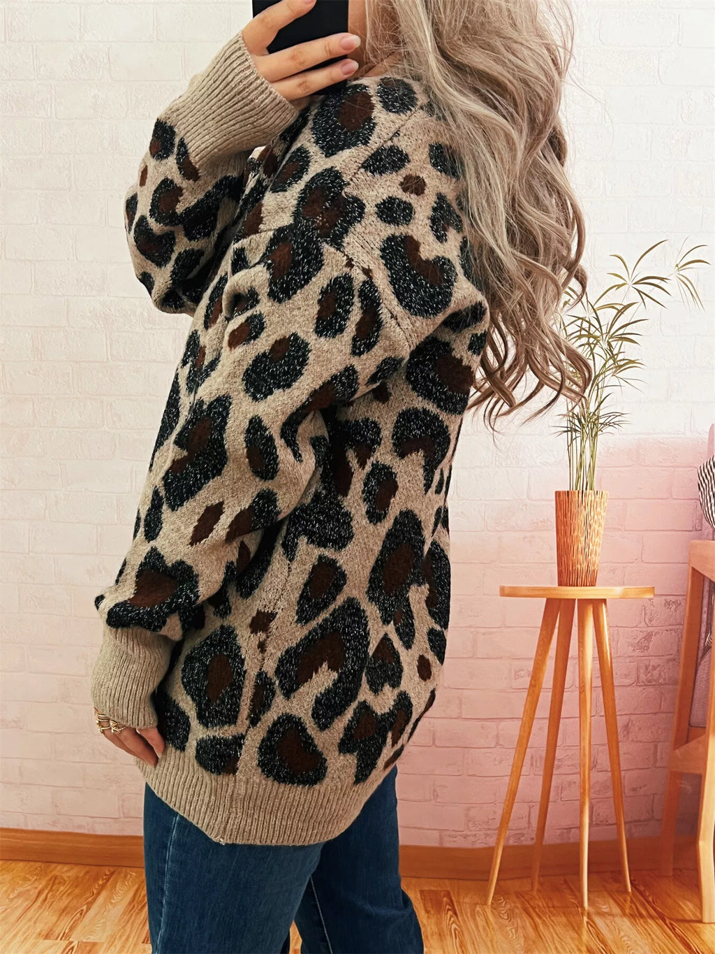 Women's Sweater Leopard Cozy V-Neck Drop Shoulder Long Sleeve 53e8fd64973347d79b61dfb788e0d8f0-Max-Origin Trendsi