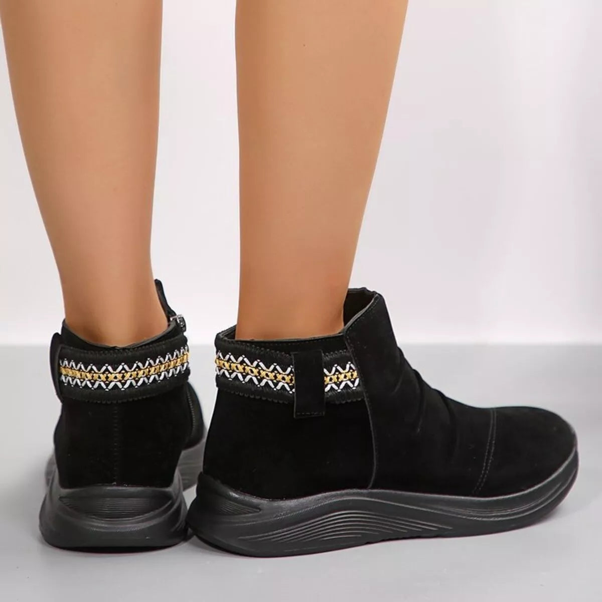 Women's Platform Boots Suede Stylish Round Toe for All Occasions Shoes 550ed14a9bf547f5bef2d61b84481463-Max-Origin Trendsi