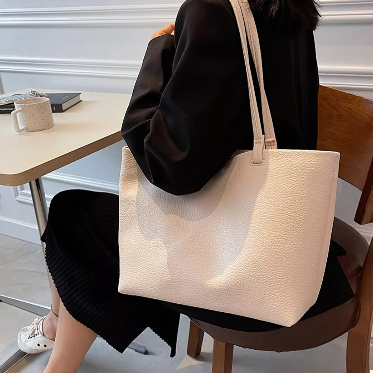 Women's Tote Bag PU Leather Handbag 5639daa2-437c-42dc-b9e2-005653aa3232-Max-Origin Trendsi