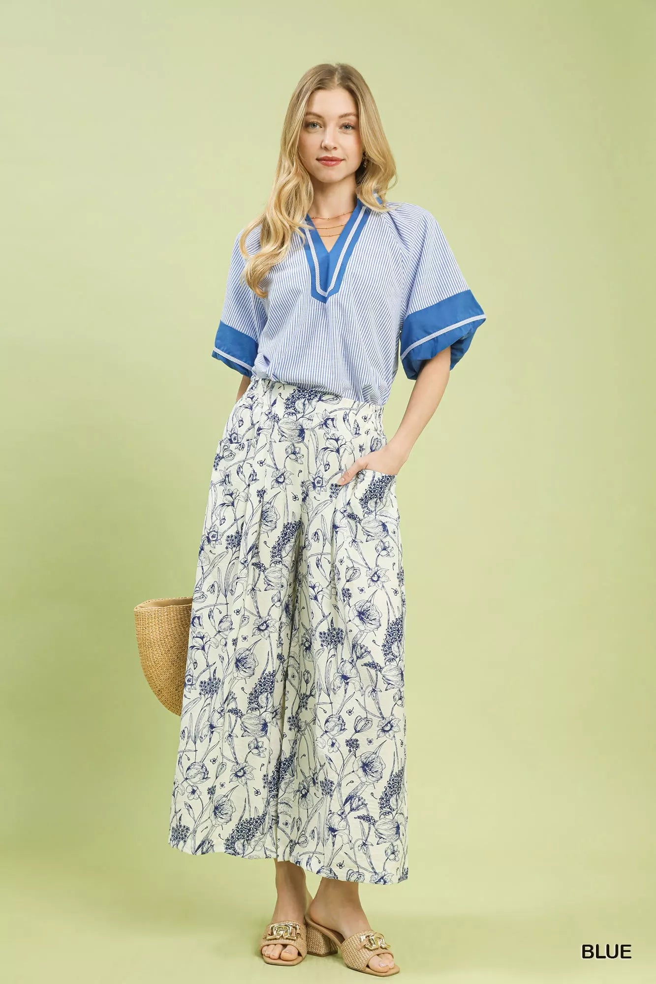 Umgee Floral Print Pants Blue Two Tone Women Trousers 569e67dc-f9c3-4a76-a0a0-dd899d4d0cb5-Max-Origin Trendsi