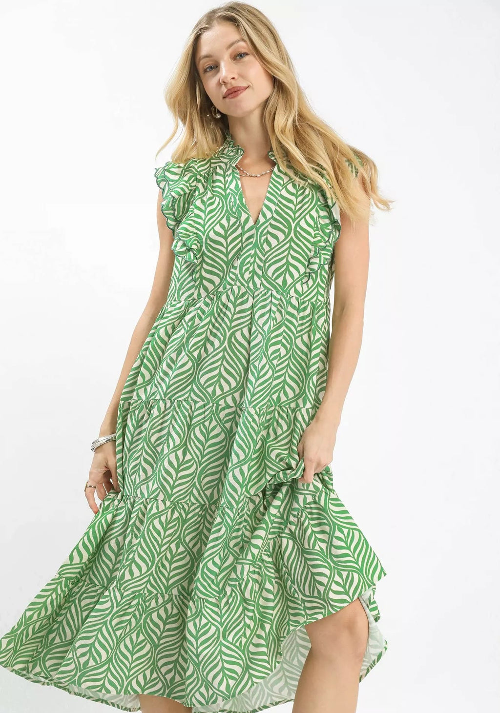Umgee Leaf Print Tiered Midi Dress with Ruffle Detail GREEN 56e37d43-fdd3-4f0c-8b78-68d93ab135e6-Max-Origin Trendsi