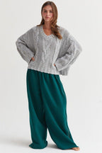 HYFVE Cable Knit Gray Sweater Usa Stock V-Neck Oversized Long Sleeve Pullover 57_616d534d-dac8-4b0f-b660-5f9ffbce7974 STYLEINGER