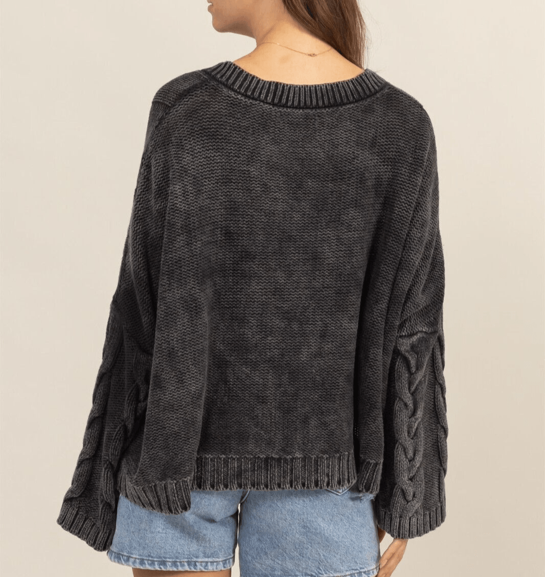 HYFVE Cable Knit Sweater Usa Stock V-Neck Oversized Long Sleeve Pullover 57_78dffbc1-d5c6-453e-8024-0c5da0695bb7 Trendsi