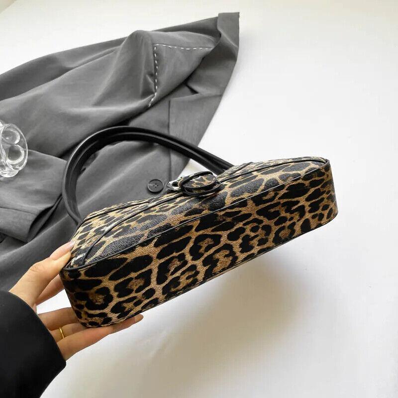 Leopard Underarm Bags Medium Women Zipper Belt Buckle Style Zipper Handbags 57_91fb1e07-d970-4301-b4d3-f4000b689c8b STYLEINGER