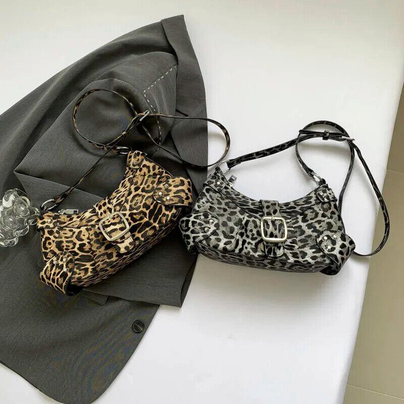 Leopard Crossbody Bags Medium Women Zipper Belt Buckle Rivet Zipper Handbags