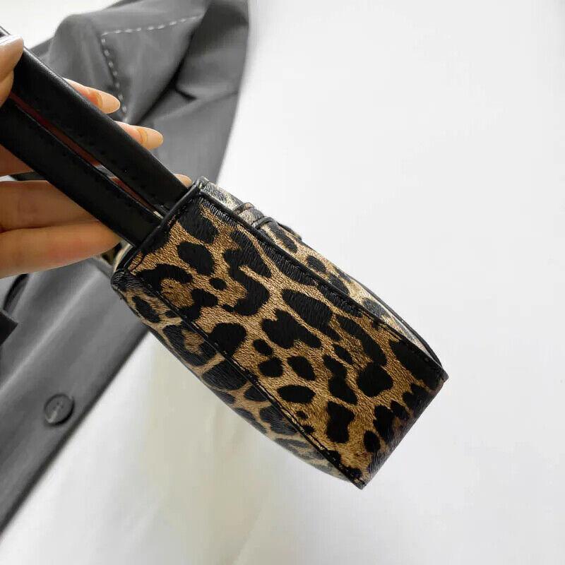 Leopard Underarm Bags Medium Women Zipper Belt Buckle Style Zipper Handbags 57_d253f3ec-4c1f-4334-b3f2-228be884fa44 STYLEINGER