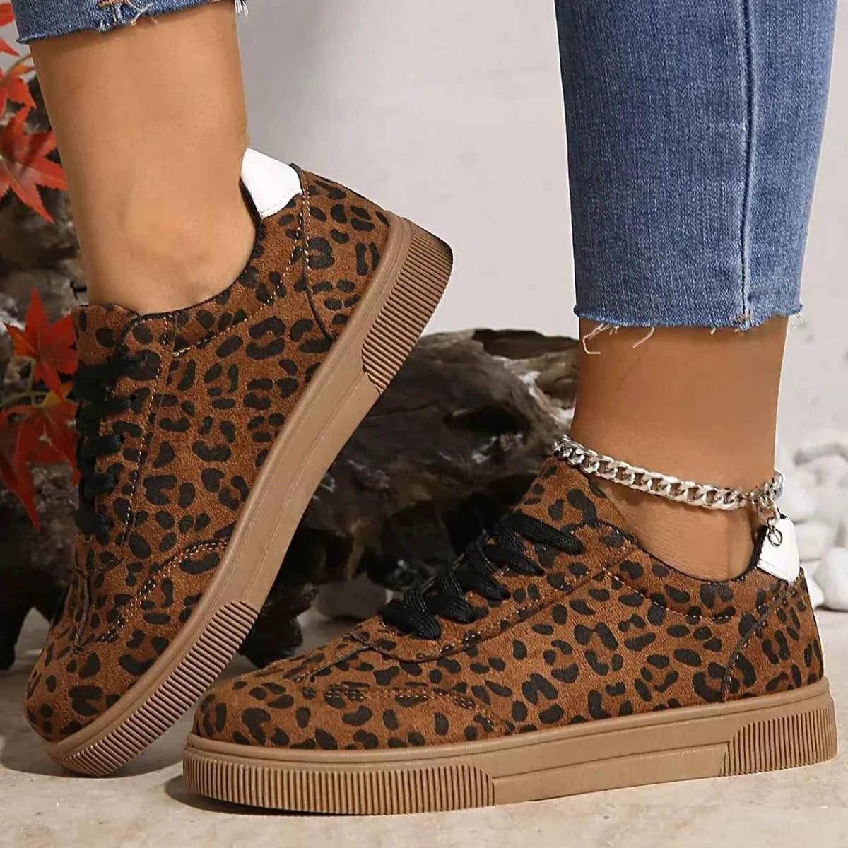 Women Sneakers Leopard Suede Lace Up Flat Shoes 5835fa1cf07243339fec5d87536bf246-Max-Origin Trendsi