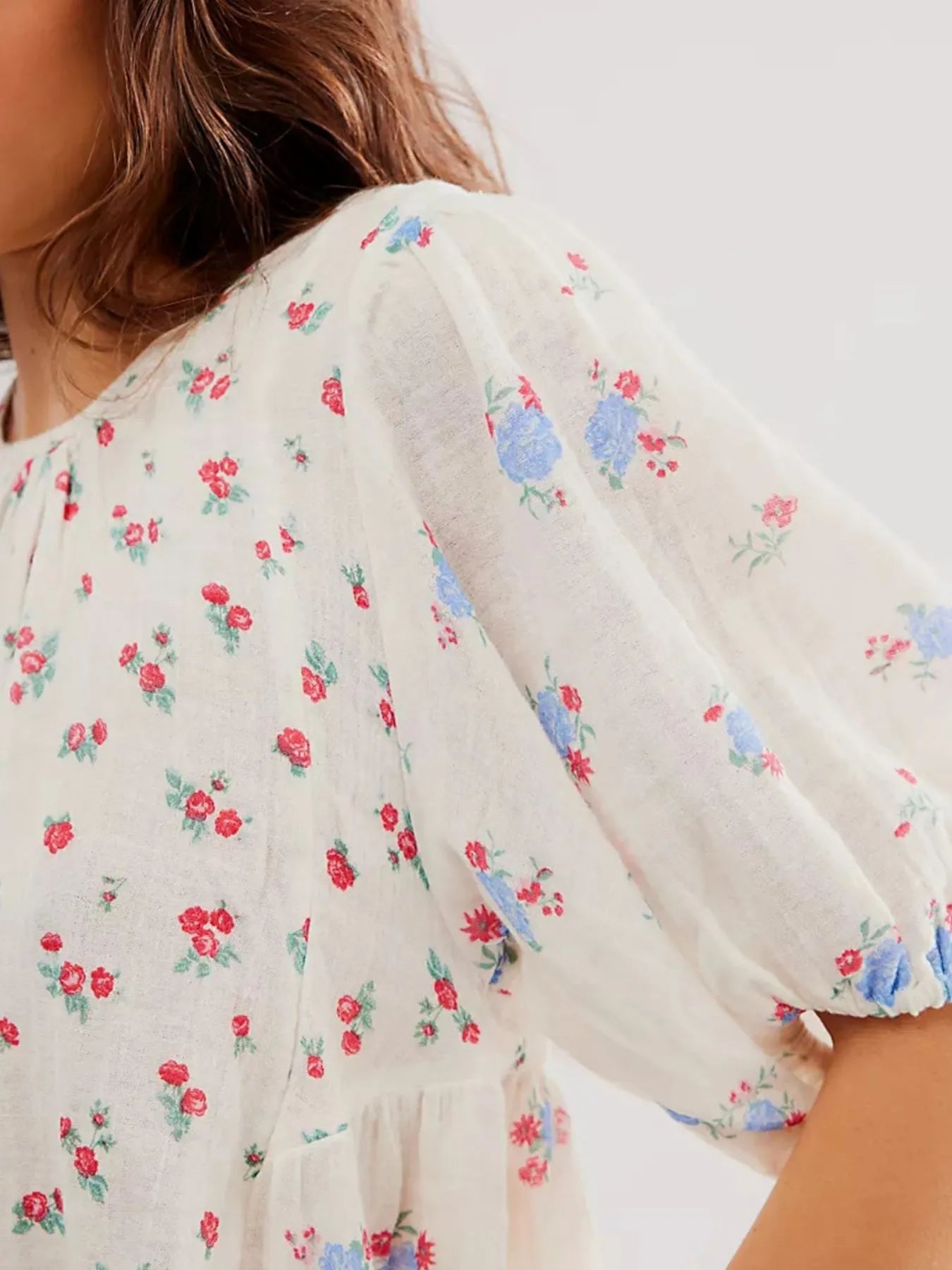 Women's Blouse Floral Puff Short Sleeve Bow Back Backless Top 59ddb075-a123-46ec-9197-04087a00597f-Max-Origin Trendsi