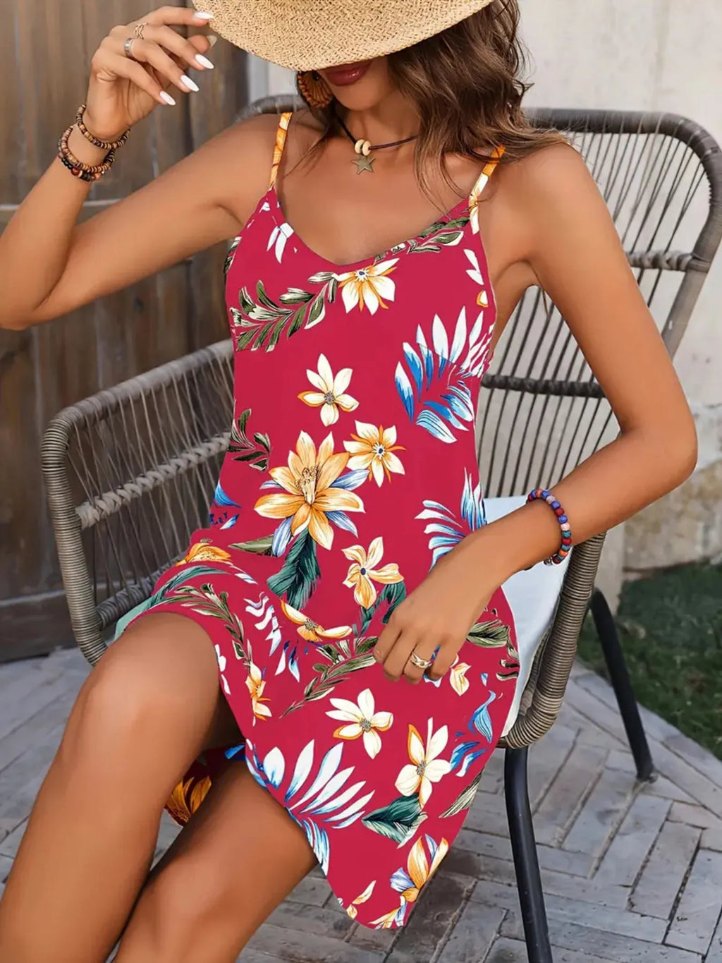 Floral Cami Short Dress Plus Size Printed V-Neck Strappy 1XL-5XL 59f5fab5101f471884bc57a276c58567-Max-Origin Trendsi