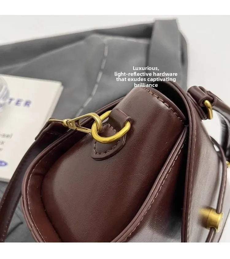 Women's Vintage Style Messenger Bag High Quality Soft Leather Flap Crossbody Bag