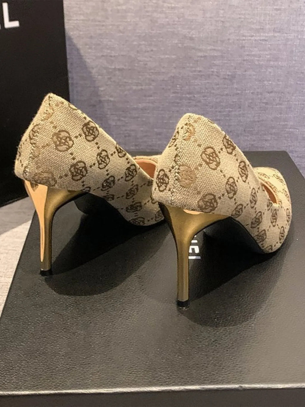 Women's Heels Light Brown Floral Pu Leather Point Toe Stiletto Pumps Shoes 5b81379f149b49468f0cf7ec31bf415d-Max-Origin Trendsi