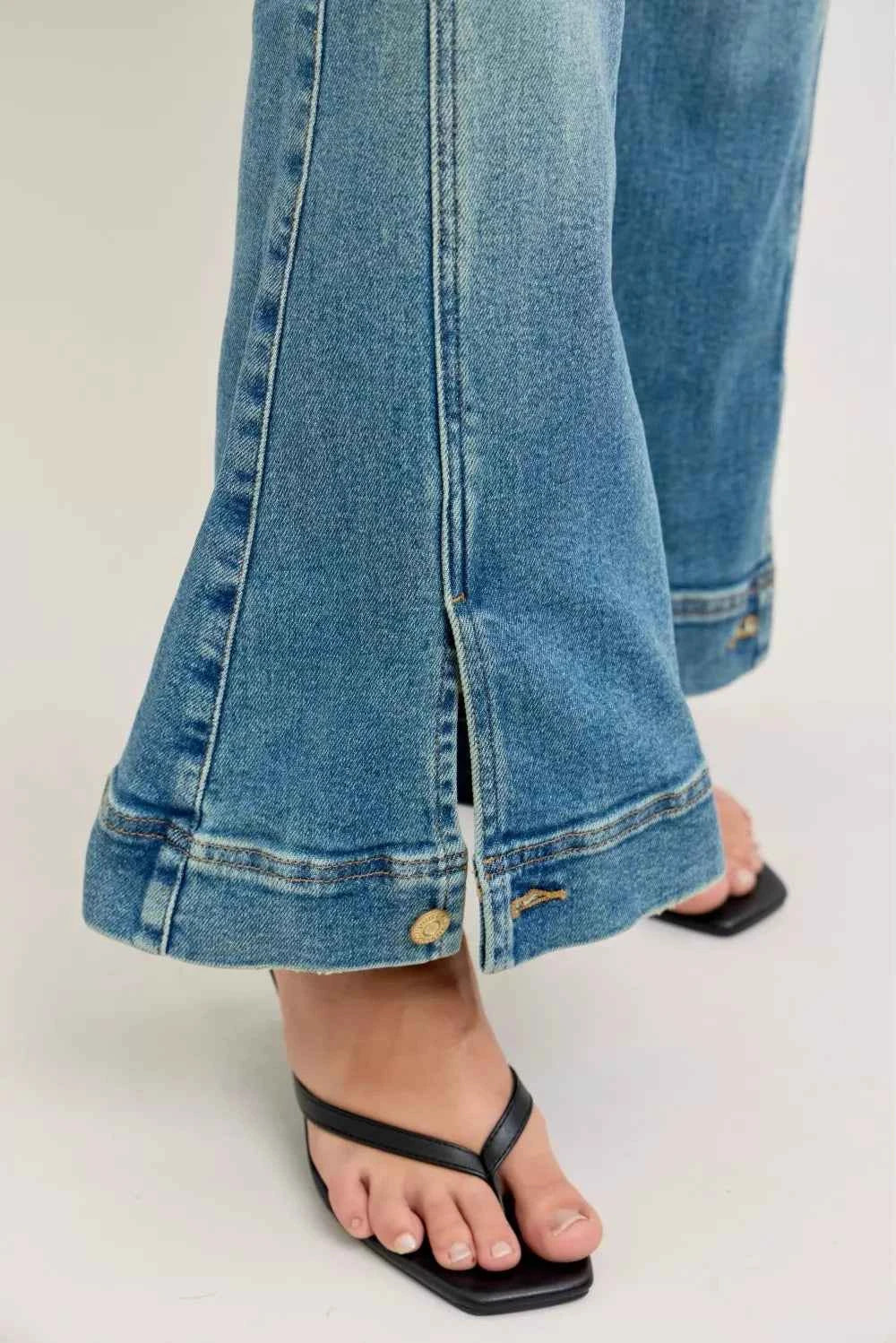 Judy Blue High Waist Vintage Wash Flare Jeans