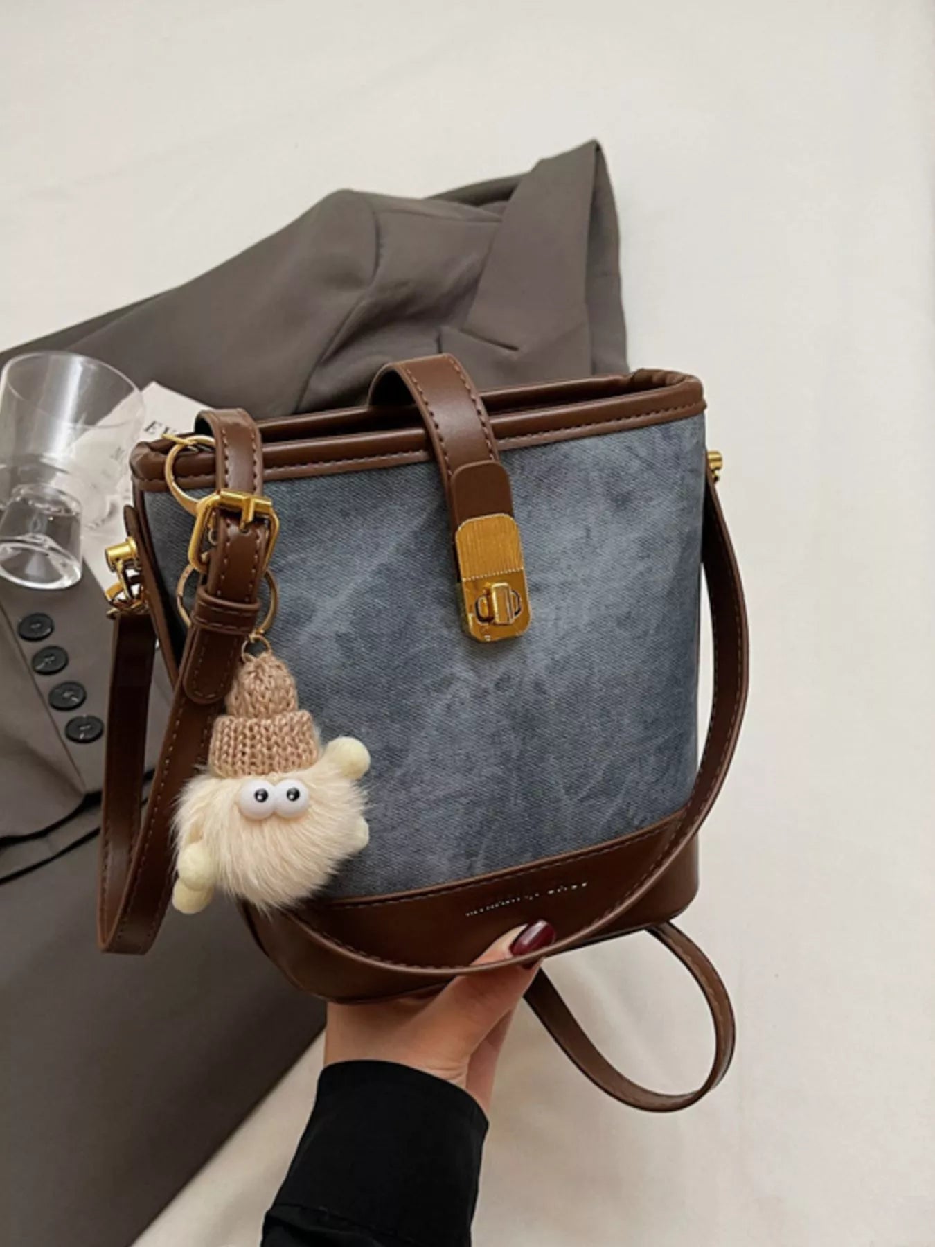 Womens Bucket Dark Brown Pu Leather Crossbody Bag 5c612e2e-8db1-4088-9b63-264695463b3a-Max-Origin Trendsi