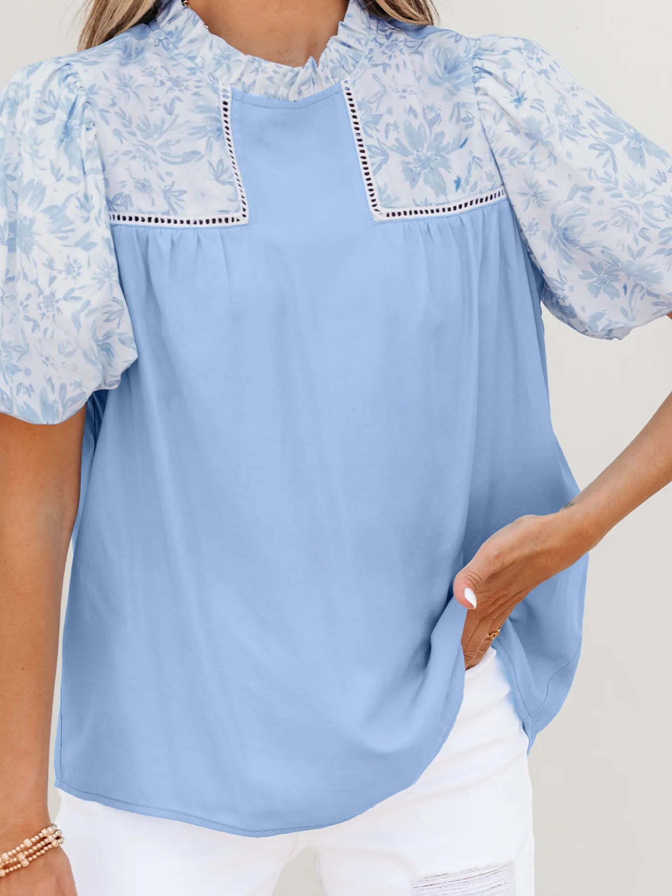 Women's Blouse Light Blue Lace Insert Floral Puff Sleeve Patchwork Loose Top 5c9f23c6abe44a77952210972e5dad95-Max-Origin Trendsi