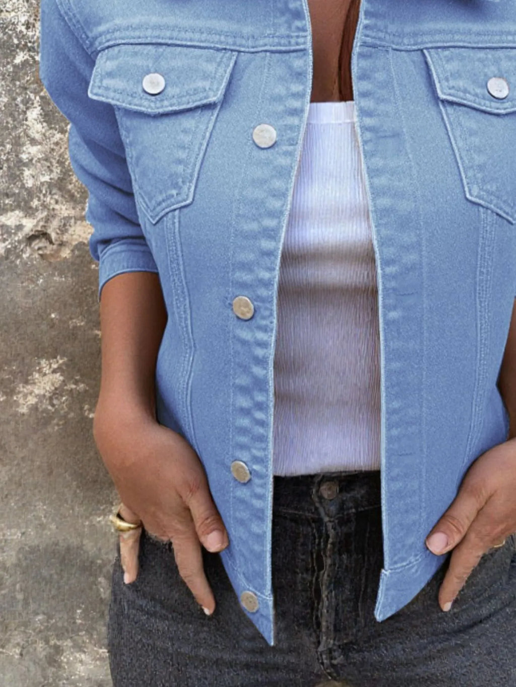 Women's Denim Jacket Short Button Front Long Sleeve with Pockets 5d1fce2e-55c4-4328-b5f4-0be04ab5a569-Max-Origin Trendsi