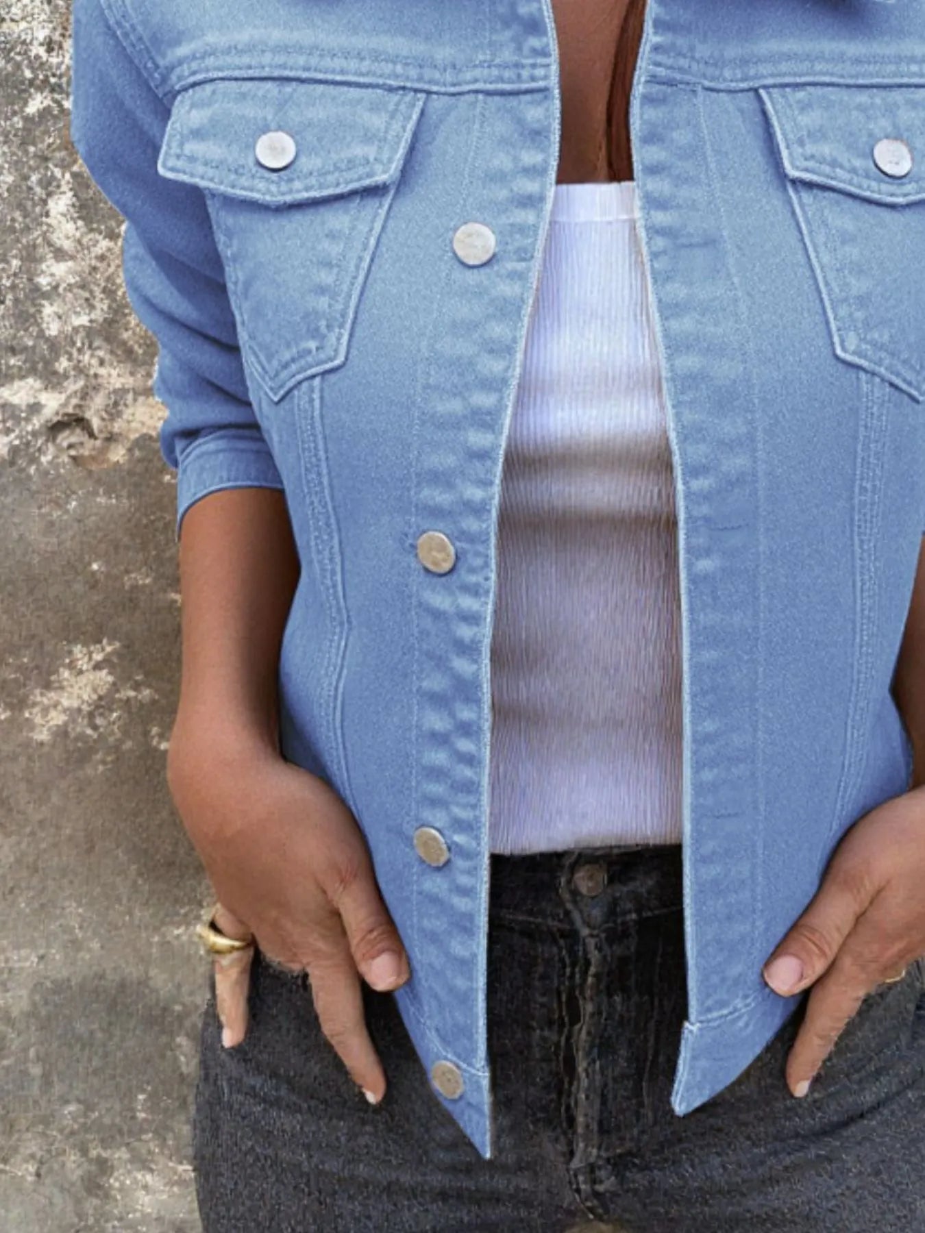 Women's Denim Jacket Short Button Front Long Sleeve with Pockets 5d1fce2e-55c4-4328-b5f4-0be04ab5a569-Max-Origin Trendsi