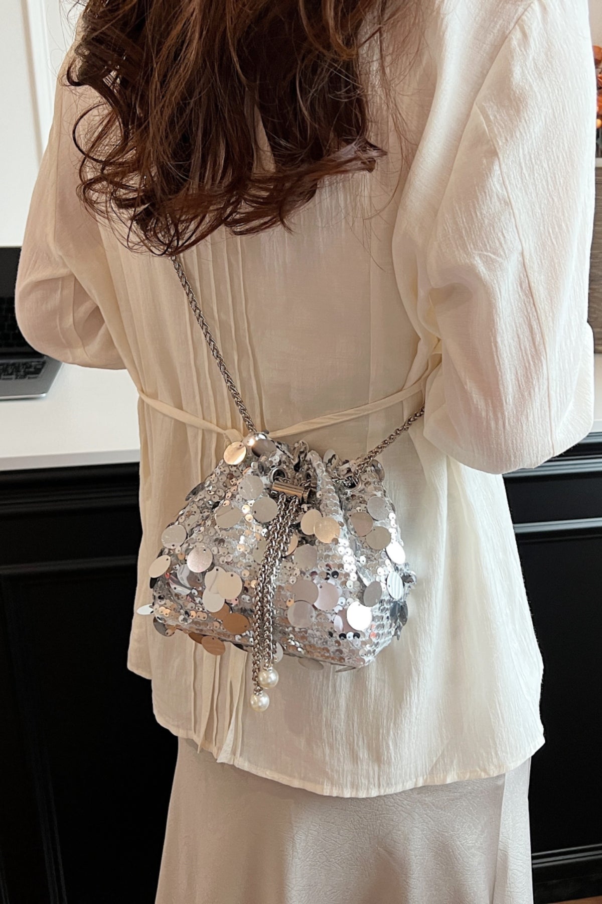 Sequin Silver Bucket Bag Drawstring Small Women Chain Crossbody Strap