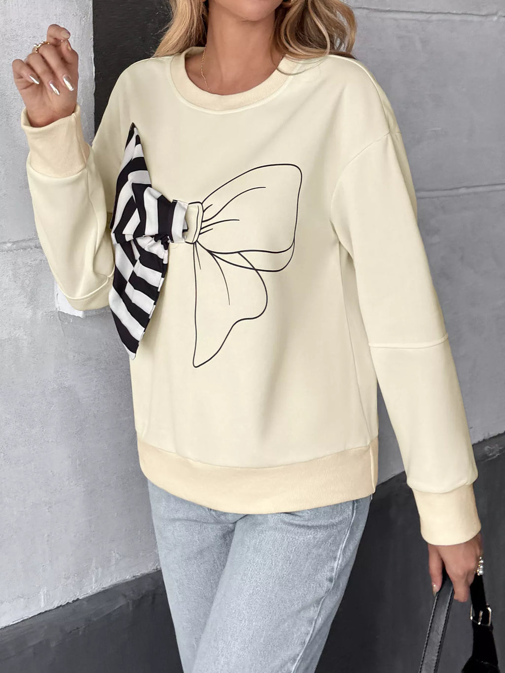Women's Sweatshirt Beige Bow Round Neck Dropped Shoulder Long Sleeve 61c121b4a4184790a840e55521b0b044-Max-Origin Trendsi