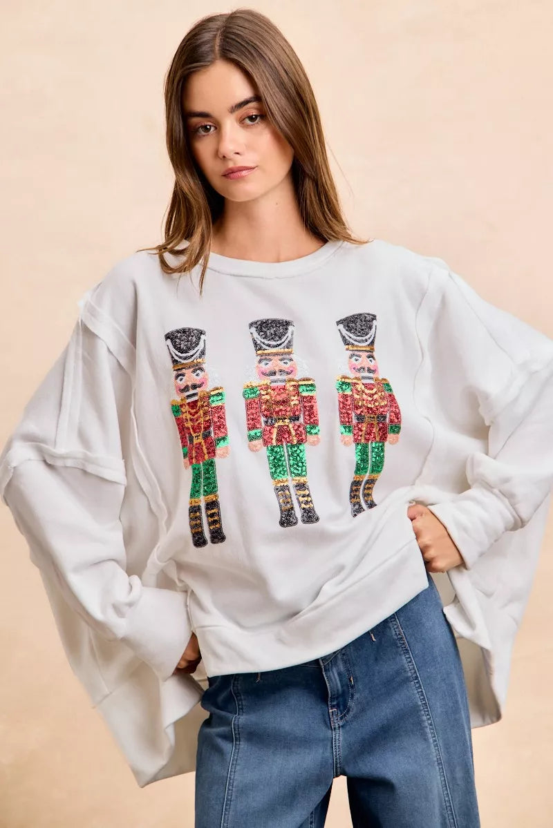 BiBi Sweatshirt Christmas Sequin Nutcrackers Embroidery Oversized Top 62602d27d19d45a6a1374a548a9616c5-Max-Origin Trendsi