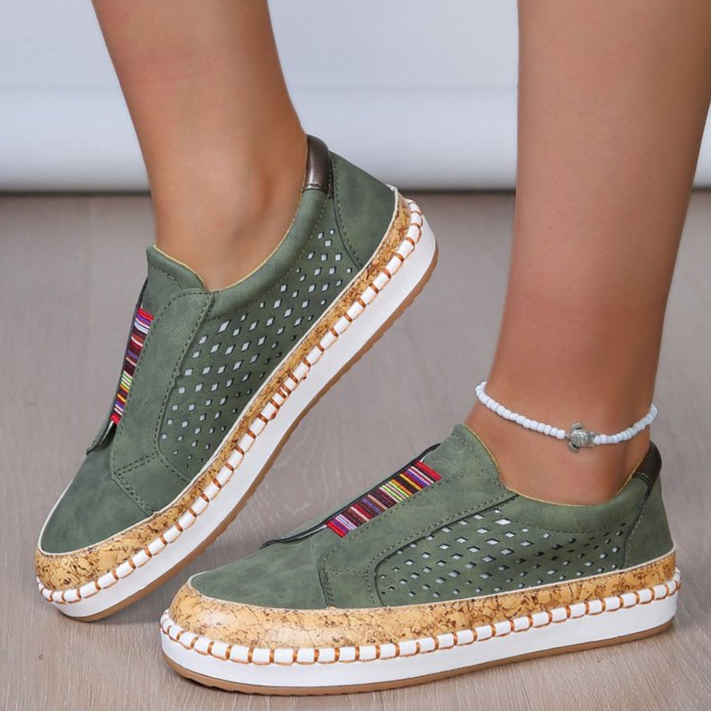 62687663-32ec-4232-858b-b66fa6dcc81f-Max