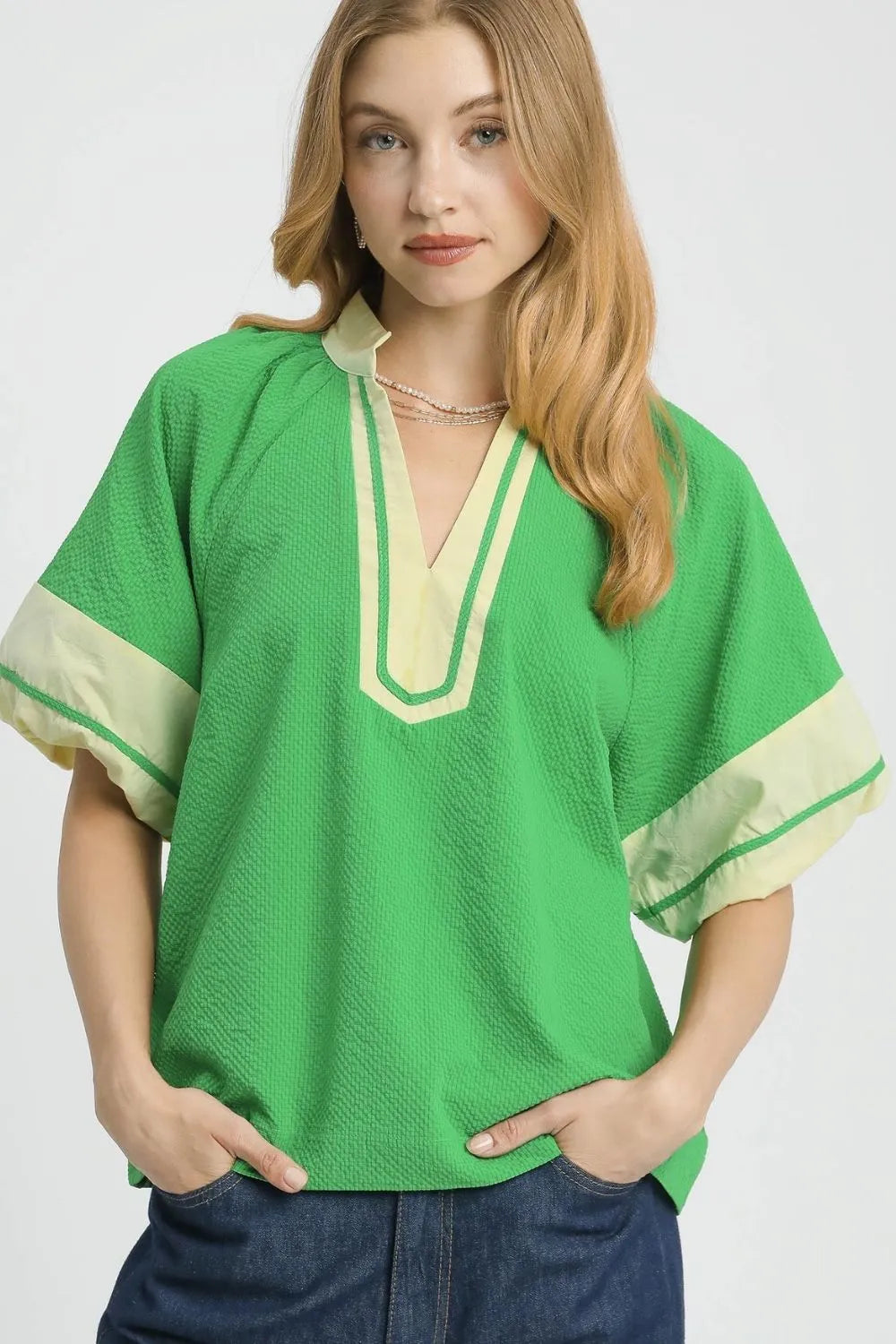 Umgee Blouse Green Contrast Trim Notched Puff Short Sleeve Women's Top Green 636fad24-61dc-483e-94b9-f00ad04db8e6-Max-Origin Trendsi
