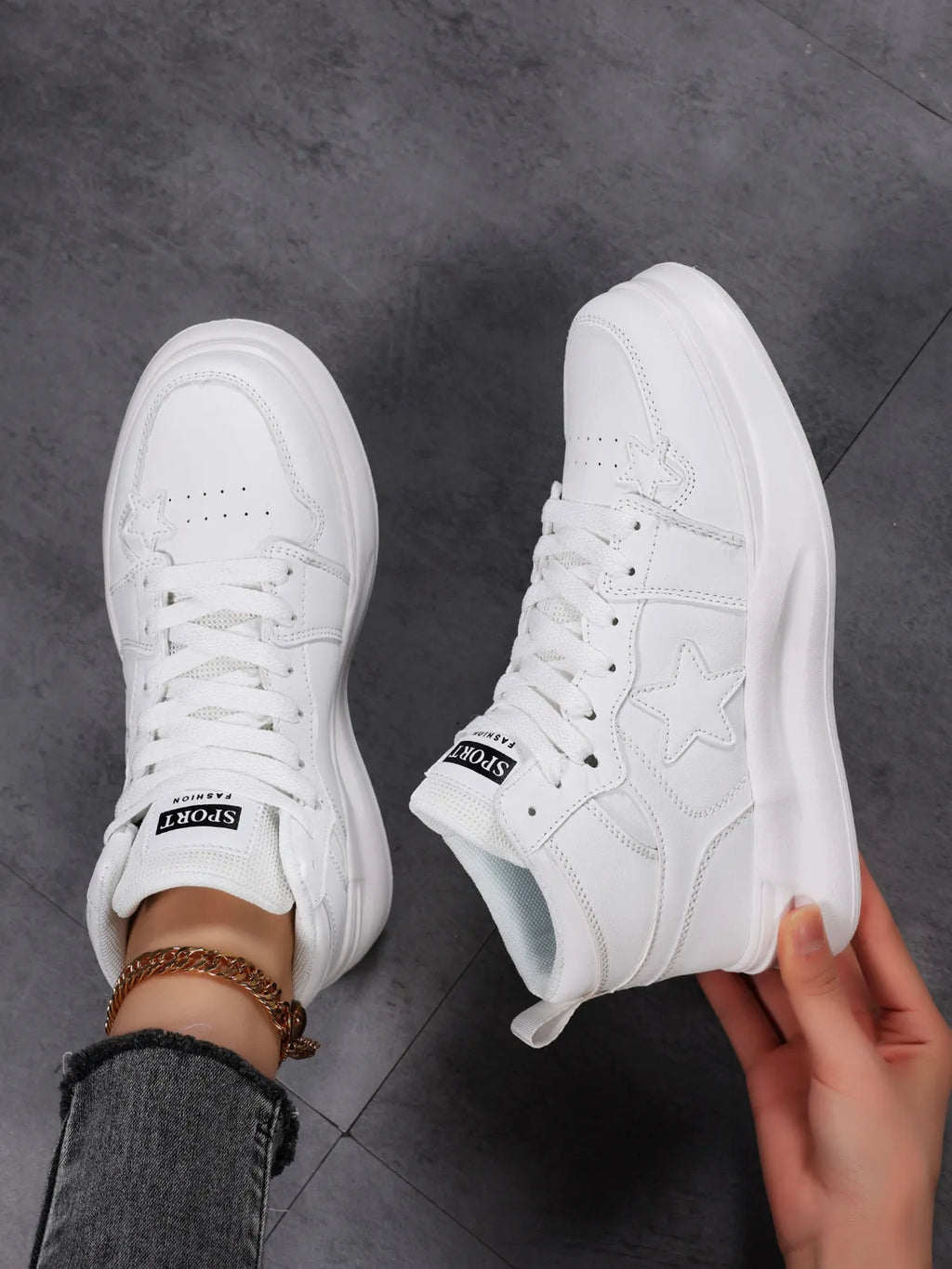 Women's Sneakers Star Pattern Lace Up Pu Leather Flat Shoes White 63c4cfeb93084d1f9ec5f6d8a9f21702-Max-Origin Trendsi