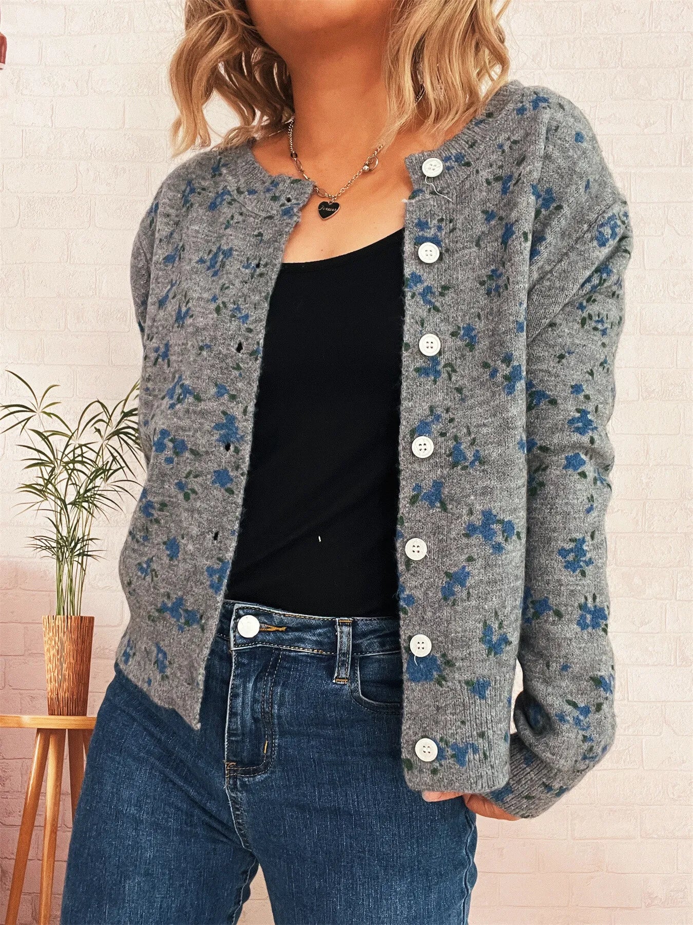 Women's Cardigan Floral Button-Up Long Sleeve Knit Round Neck 63e5af6260e94cf6929baeddf95f3e8a-Max-Origin Trendsi
