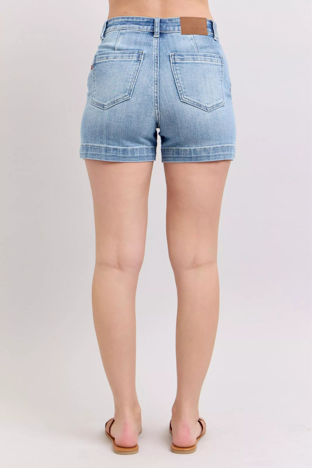 Judy Blue Women Denim Shorts Mid Rise Medium Wash 64a7adb8-8a60-40a4-a06a-2e4865860d0b-Max-Origin Trendsi