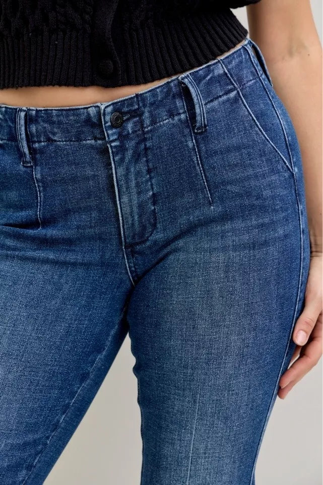 Judy Blue Bootcut Jeans Mid Rise with Welt Pockets Medium Wash Plus Sizes 6632b3cfc8d14c2f956e8449fb8a47a3-Max-Origin Trendsi