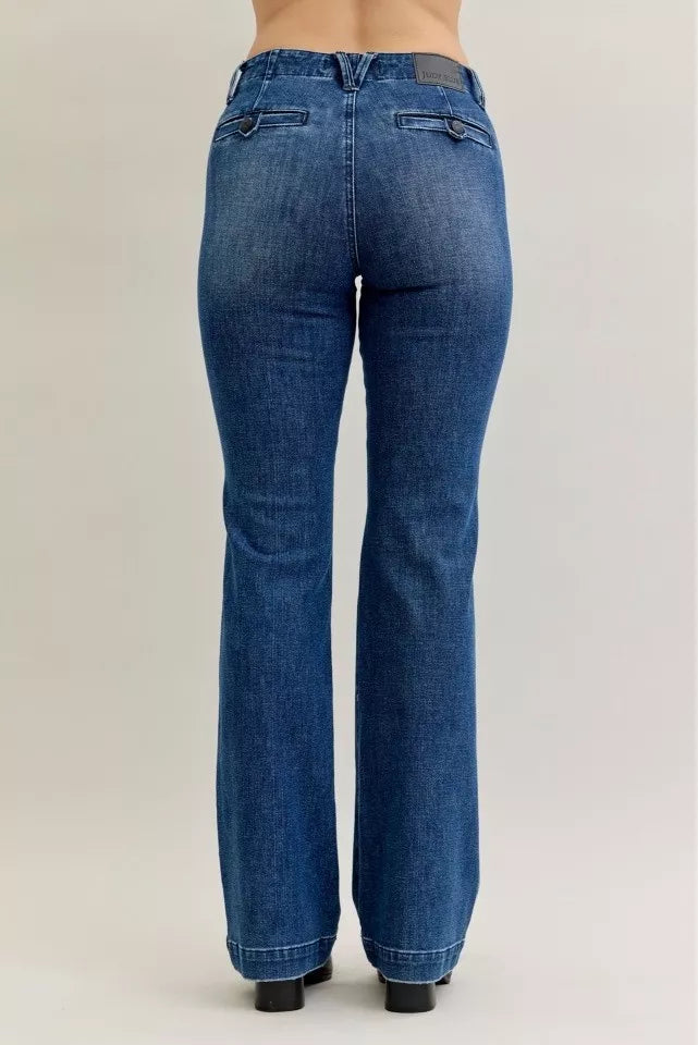 Judy Blue Bootcut Jeans Mid Rise with Welt Pockets Medium Wash Plus Sizes 66ca34de8b5345568fd911c293dc2eed-Max-Origin Trendsi