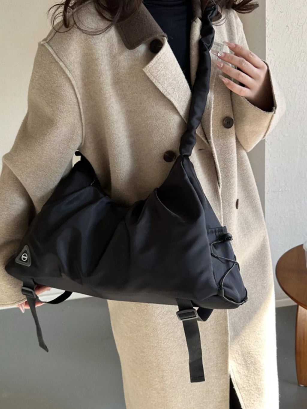 Womens Shoulder Crossbody Bag Casual Ruched Oxfrod Fabric Black Handbag 677f255b-153f-4267-b576-4db98c63ba47-Max-Origin Trendsi