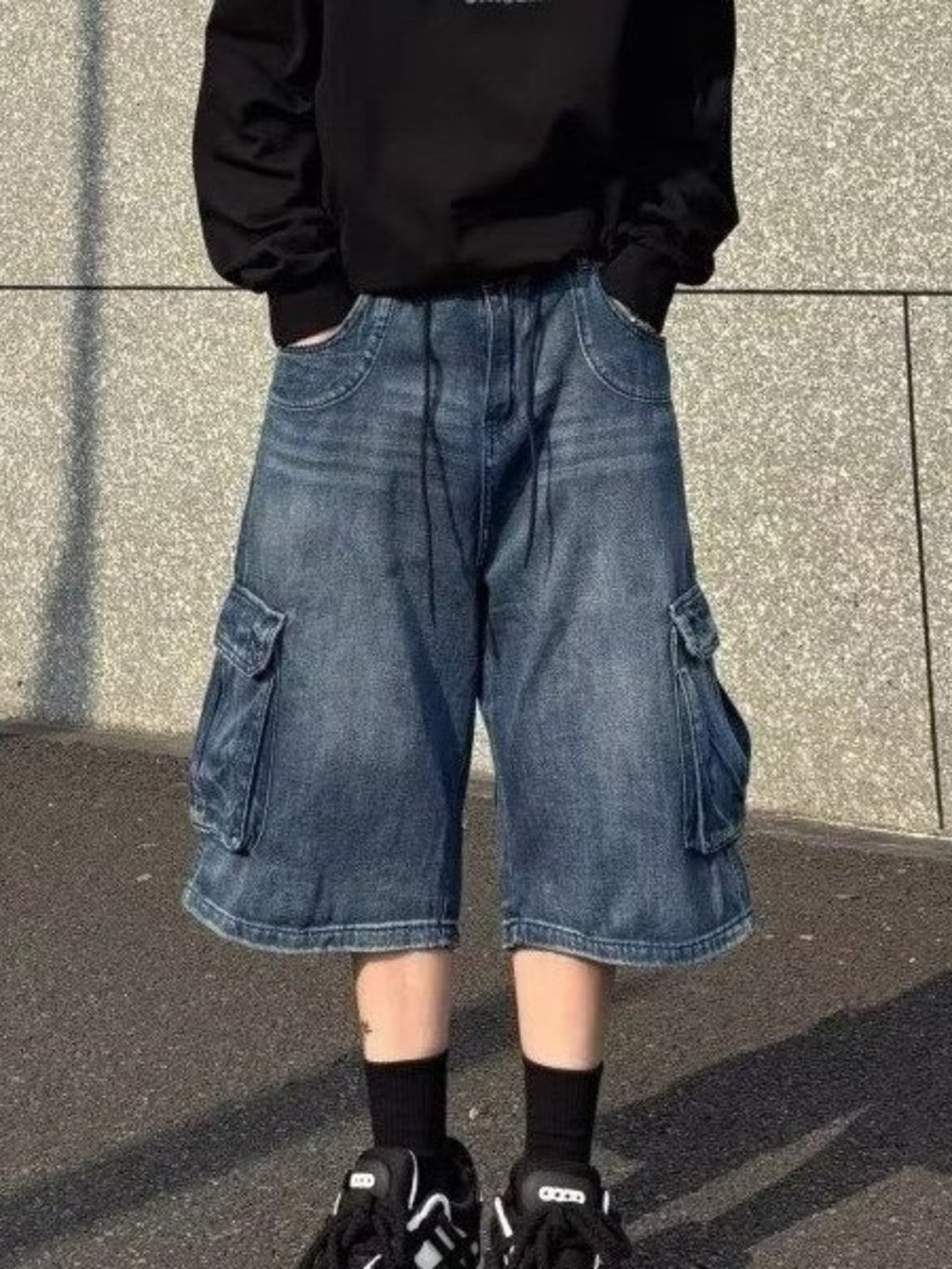 Men's Loose Fit Full-Length Cargo Denim Capris, Plus Sizes Available