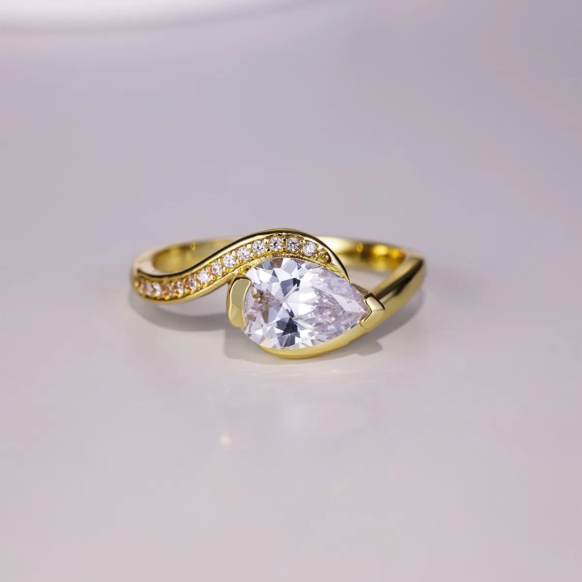 1.5 Carat Moissanite Silver Ring 925 Sterling 18K Gold-Plated Zircon Jewelry Gold 69b732c3-36ef-4bb8-9c93-14c1b4db94f3-Max-Origin Trendsi