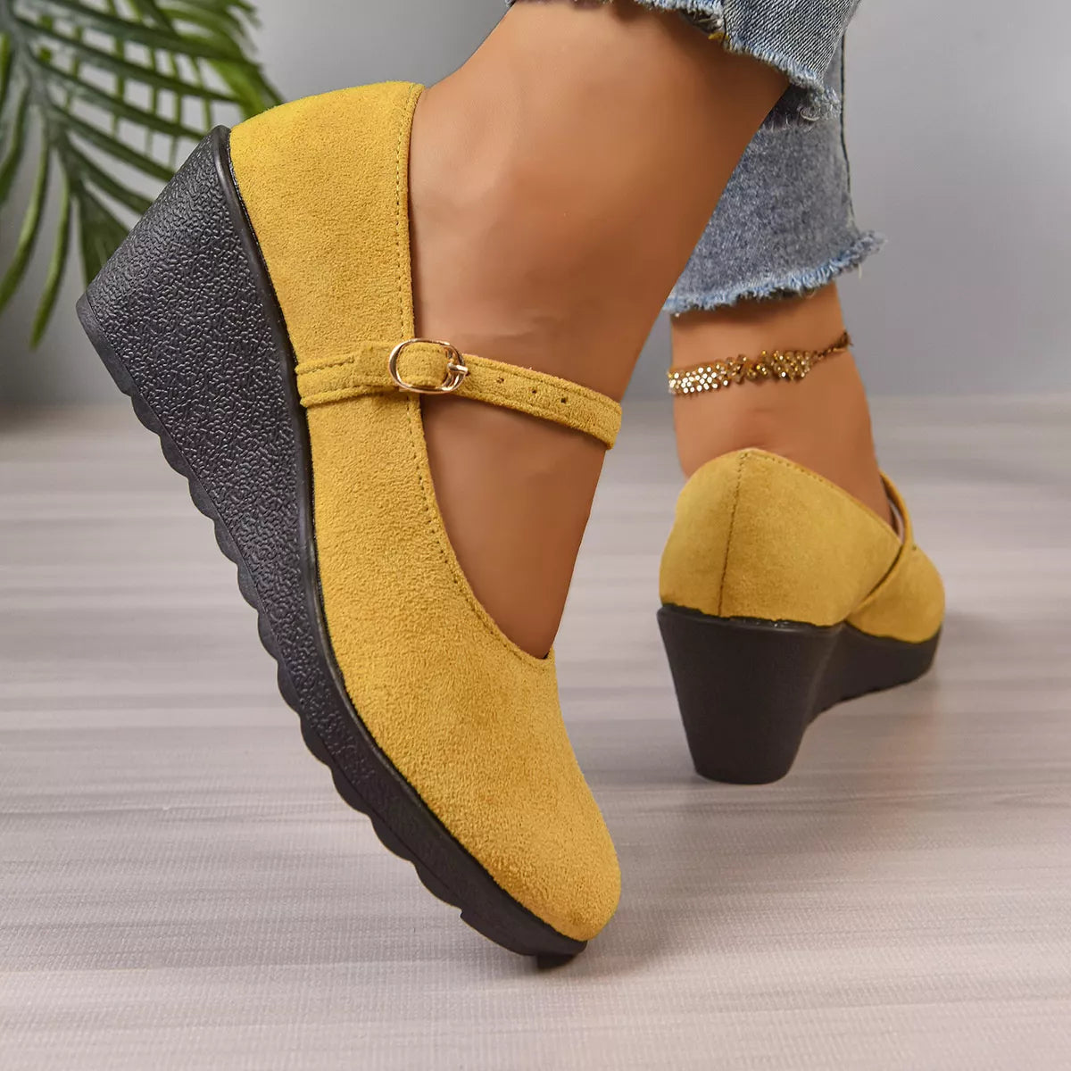 Women's Loafers Faux Suede Round Toe Wedge High Heels Shoes 69e8a0ae5a3e4e51961f81c5f7abb60f-Max-Origin Trendsi