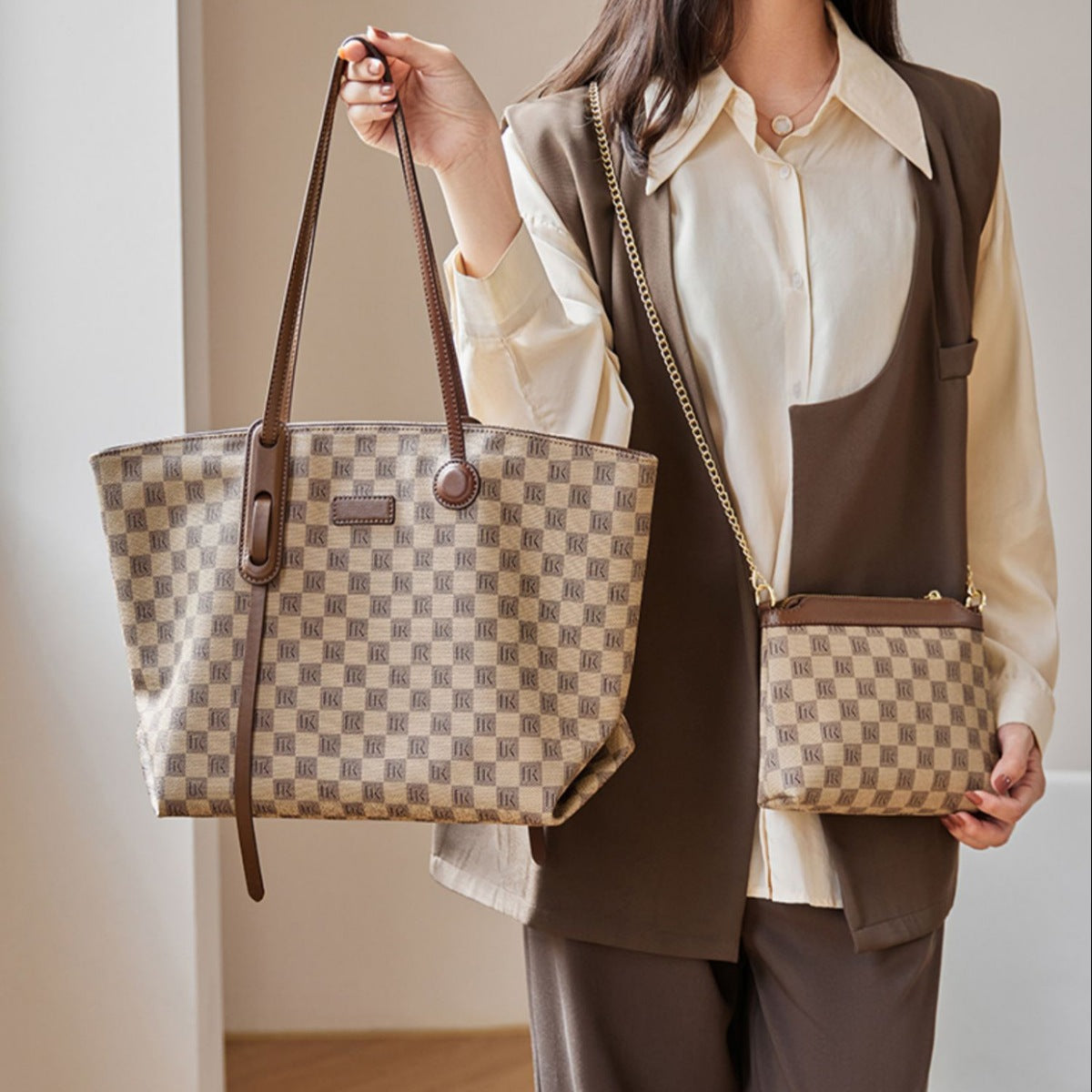 Checkered Pattern Leather Tote Bag