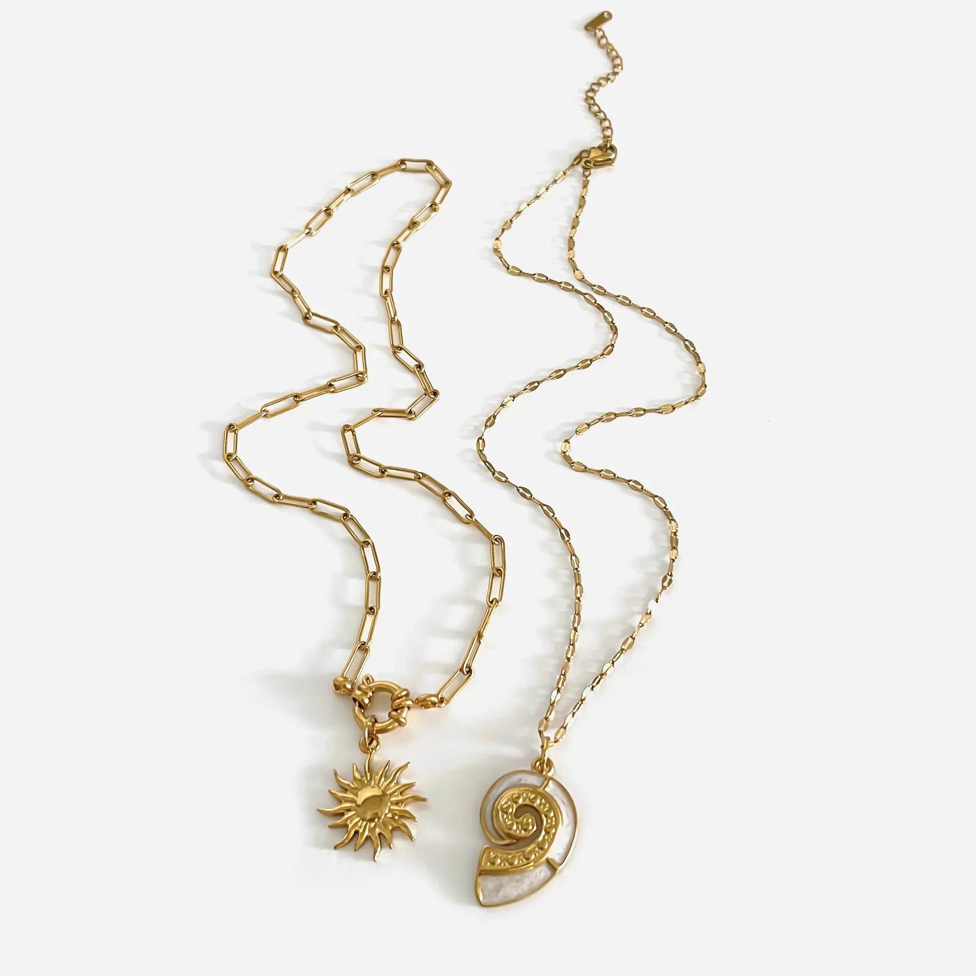 2-Piece Necklace 18K Gold-Plated Sun & Wave Pendant Enamel Stainless Steel 6c5c2645-32b6-4532-867c-a1a0ef5a283b-Max-Origin Trendsi