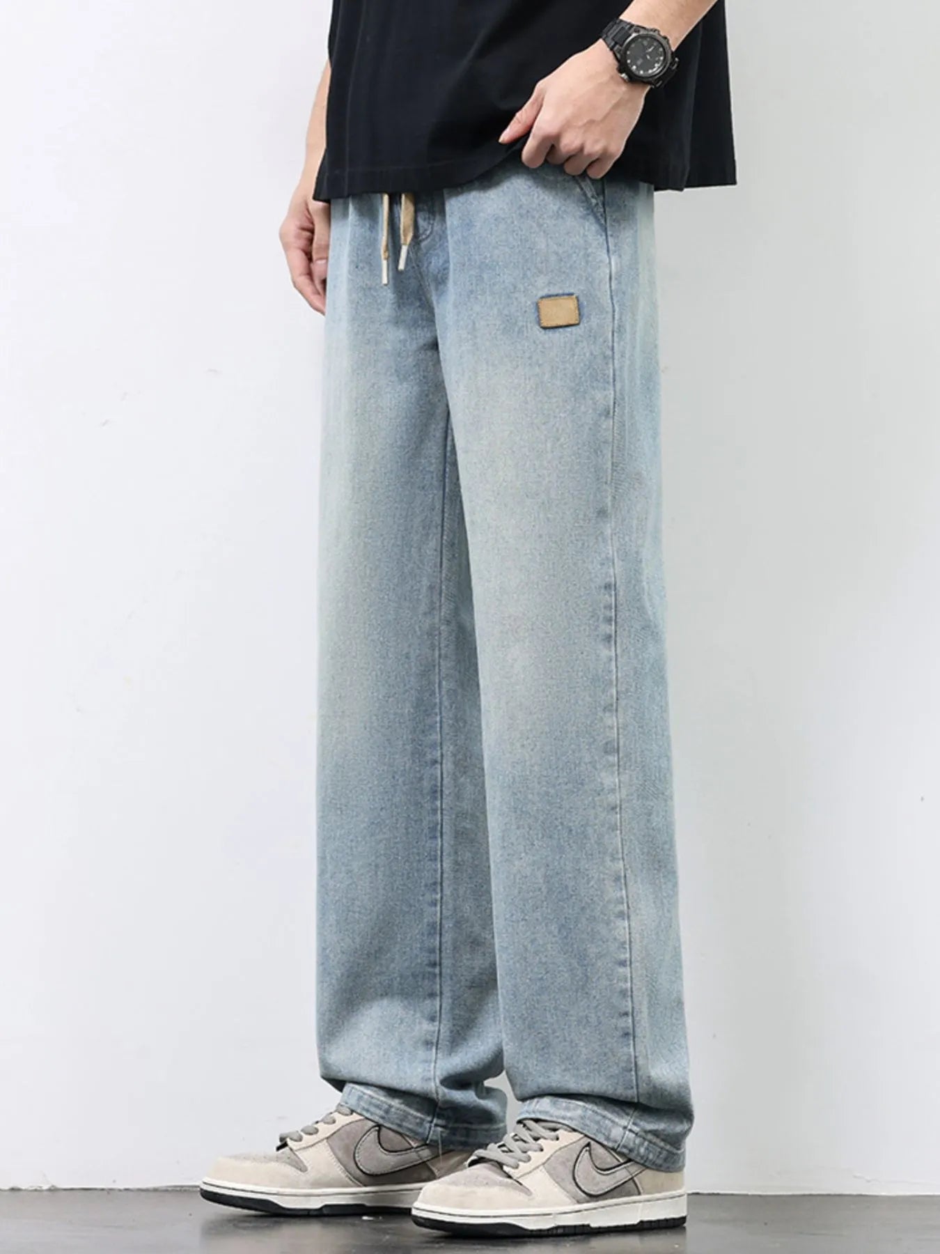 Men's Straight Leg Jeans Light Blue Washed Denim Pants 6cda320d-823d-4254-9ed5-de3c39e04345-Max-Origin Trendsi