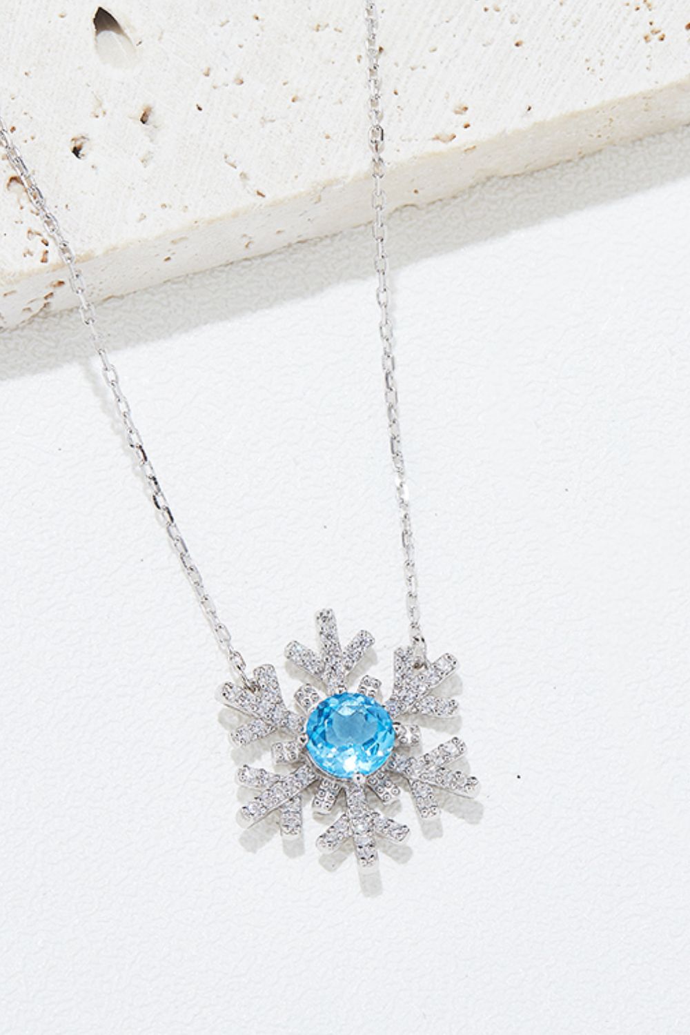 Murray Chain Necklace Blue Topaz Snowflake Shape 925 Sterling Silver Jewelry Silver One Size 6e1d117d-a880-4f15-a619-7cf79fa16809-Max Trendsi